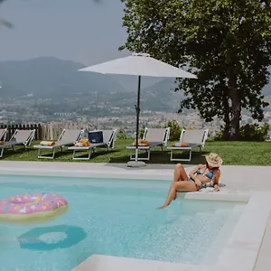  Villa Desirè